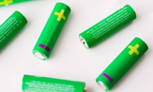 difference between c2 and cr2 battery